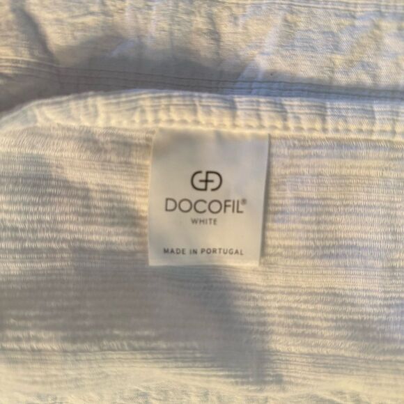 Docofil Matelasse Euro Pillow Shams Bright  White Cotton Portugal 30" Set of Two - Picture 3 of 6